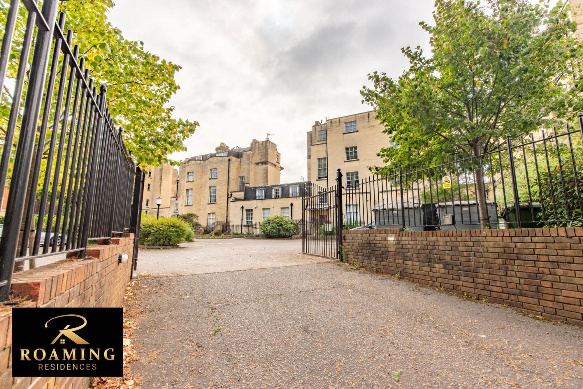 Appartement Sleeps 6 - - Free Secure Parking - 2 Bath *
